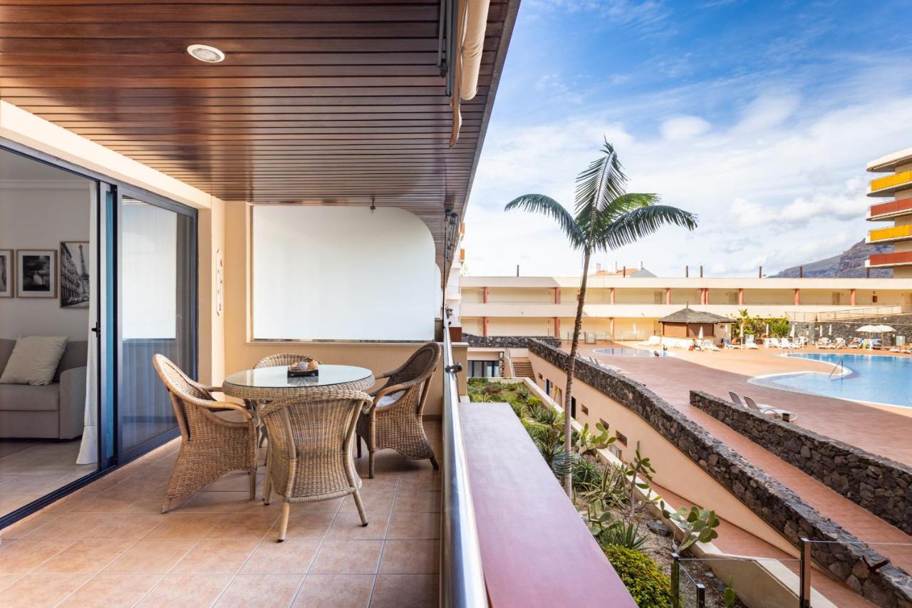 Balcon De Los Gigantes With Pool View プエルト・デ・サンティアゴ エクステリア 写真